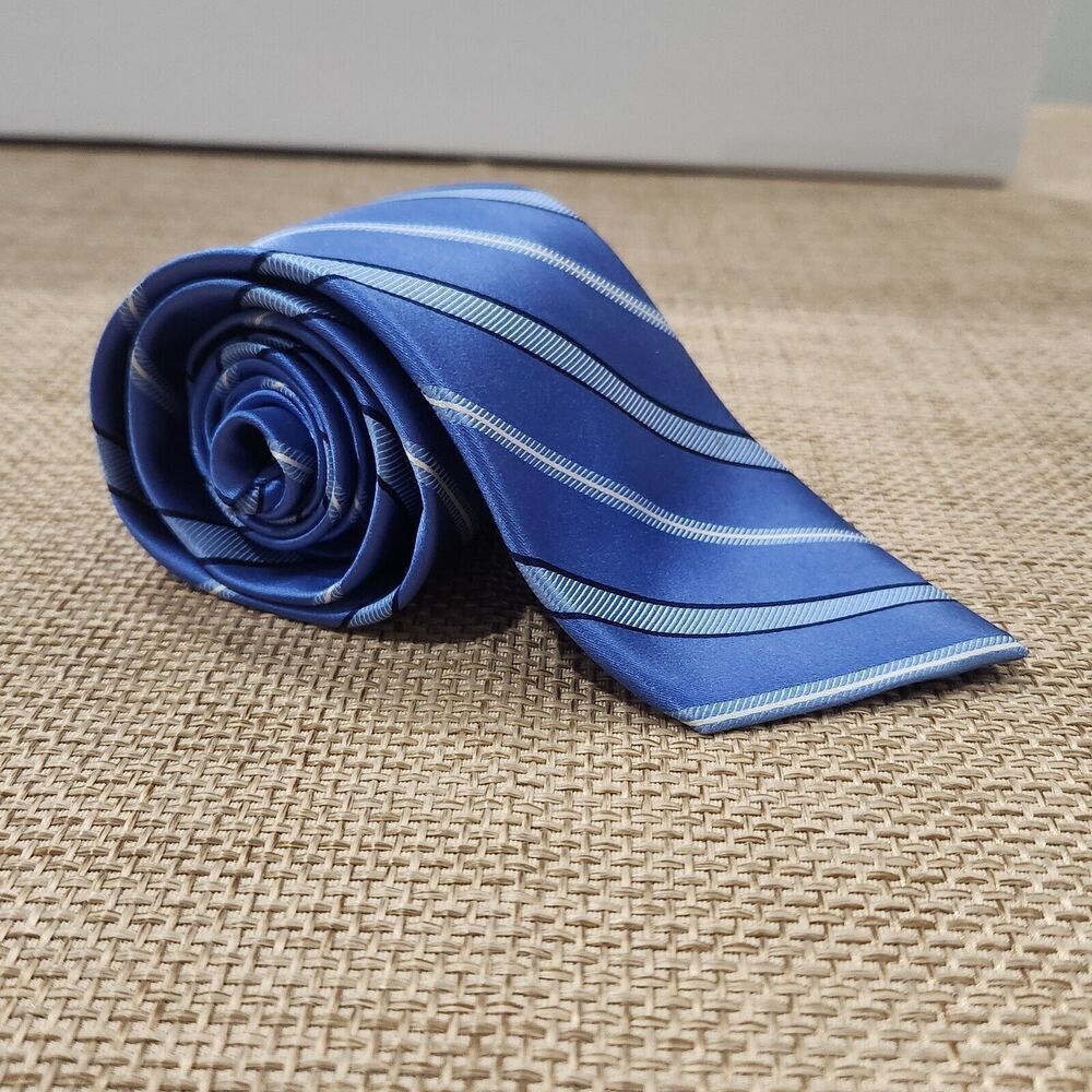 JOS. A. BANK Signature Collection Mens 100% Silk Necktie‎ STRIPED Blue/White EUC - Picture 2 of 6
